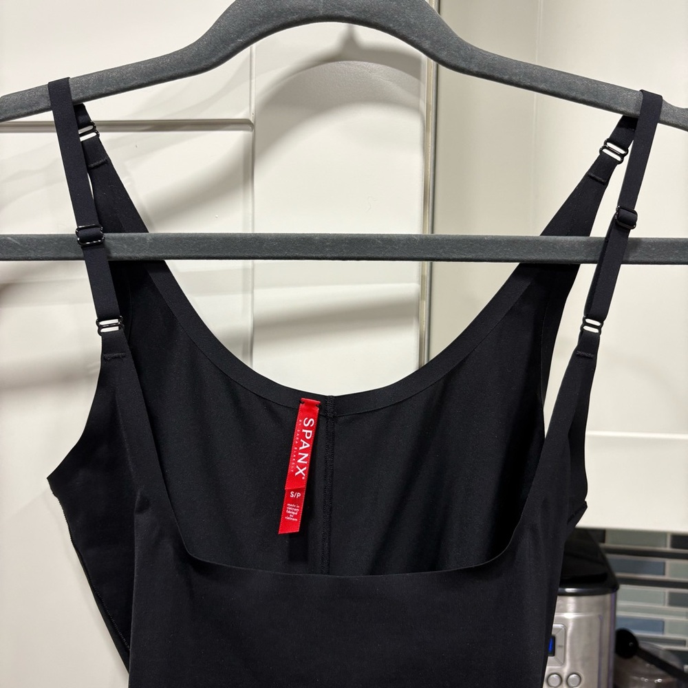 SPANX Thinstincts Open-Bust Mid-Thigh Bodysuit - Picture 7 of 9